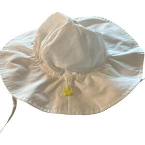 iPlay White UPF hat Adjustable ties